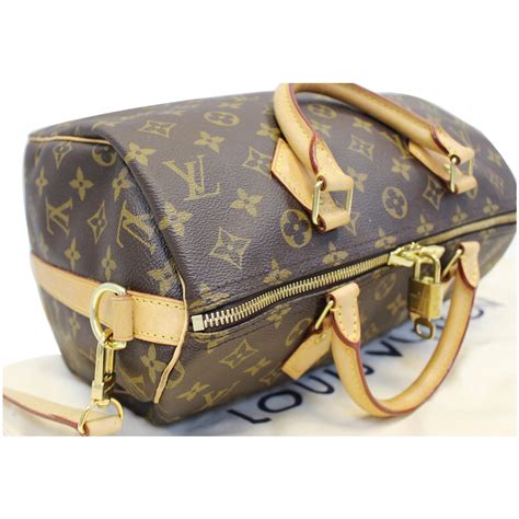 louis vuitton bandouliere 30 on small frame|authentic Louis Vuitton speedy 30.